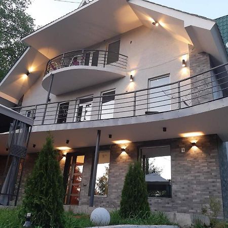 Green Villa Tsaghveri ภายนอก รูปภาพ