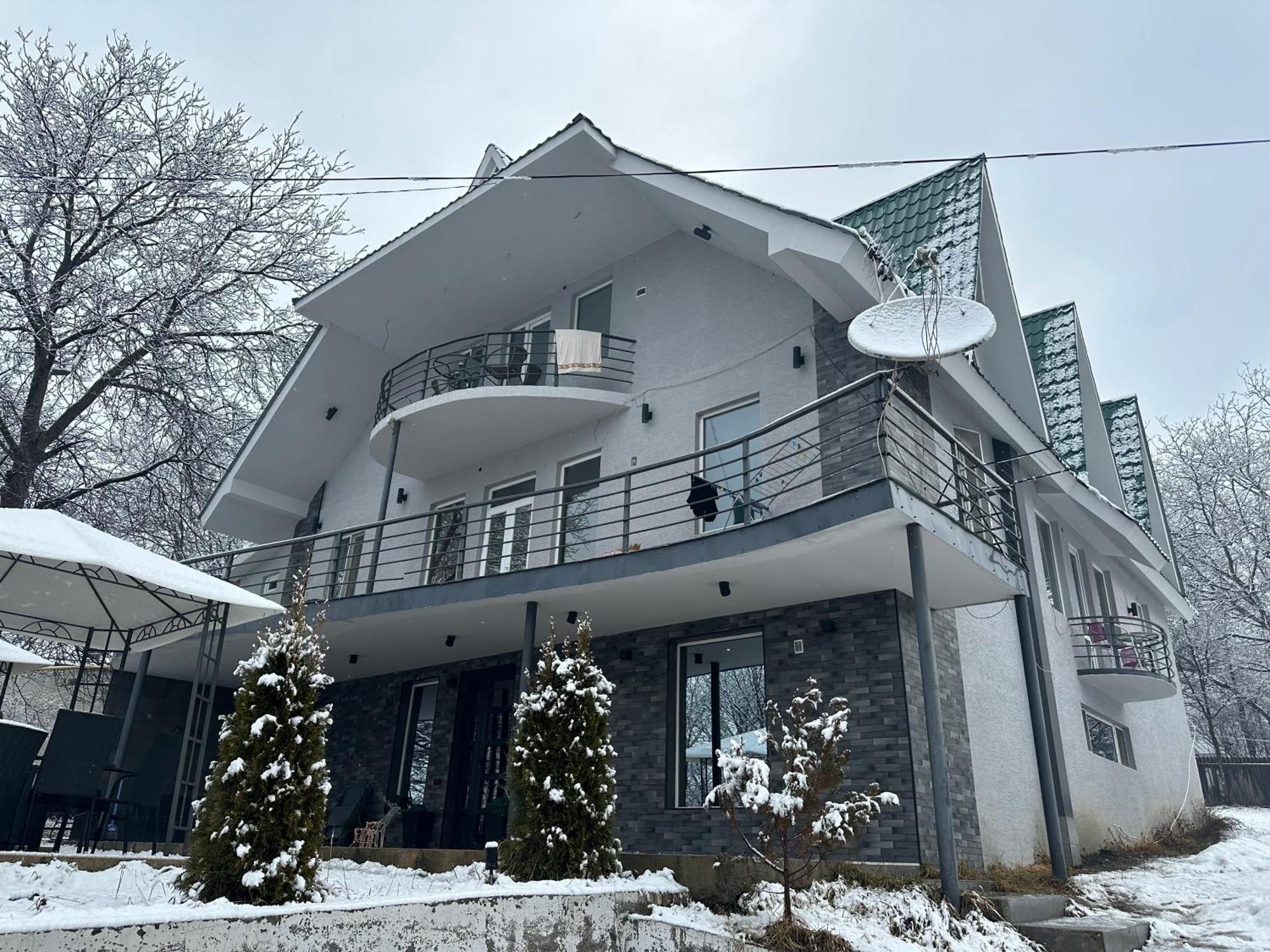 Green Villa Tsaghveri ภายนอก รูปภาพ